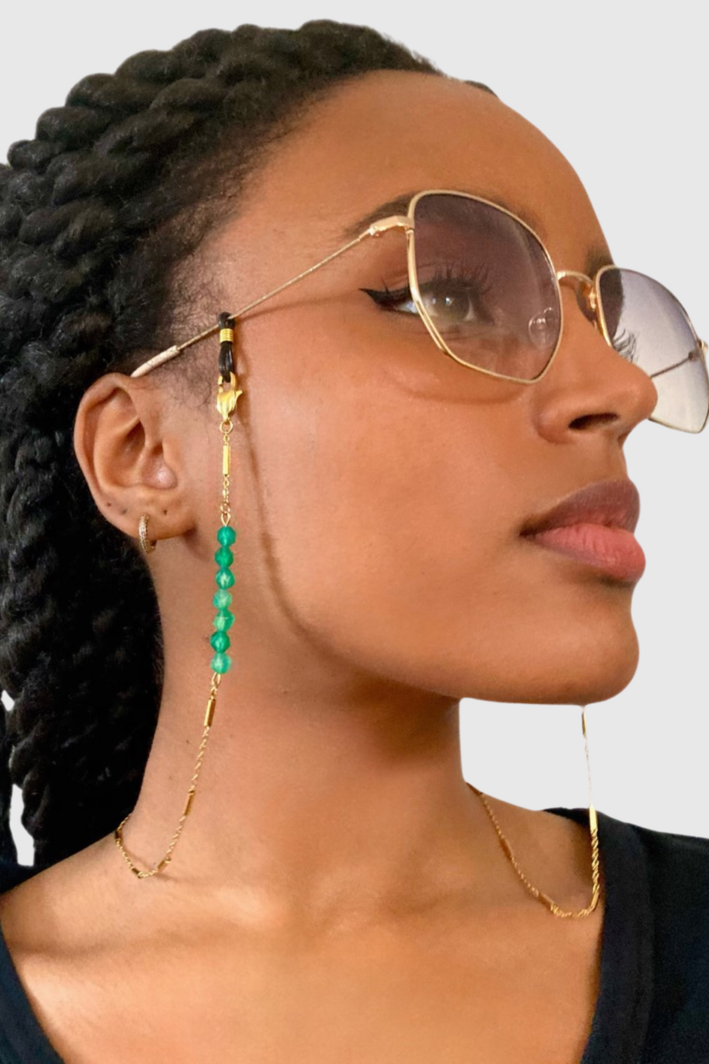 GOLDEN CHAIN | Chaîne pour AirPods et Lunettes sertie de deux rangs d'agate verte