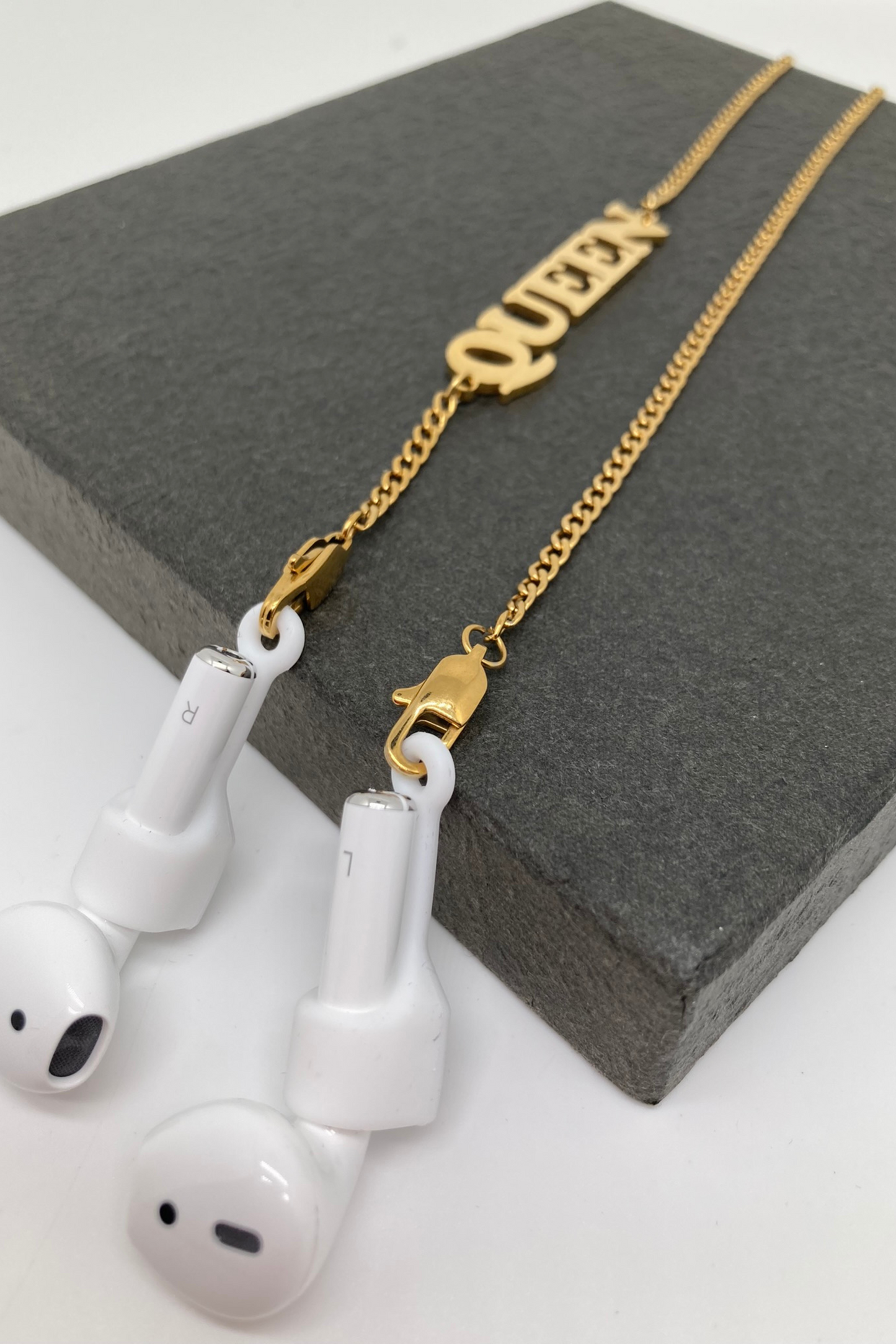 GOLDEN CHAIN - Chaîne pour AirPods ou lunettes en acier inoxydable doré à l'or fin 18K