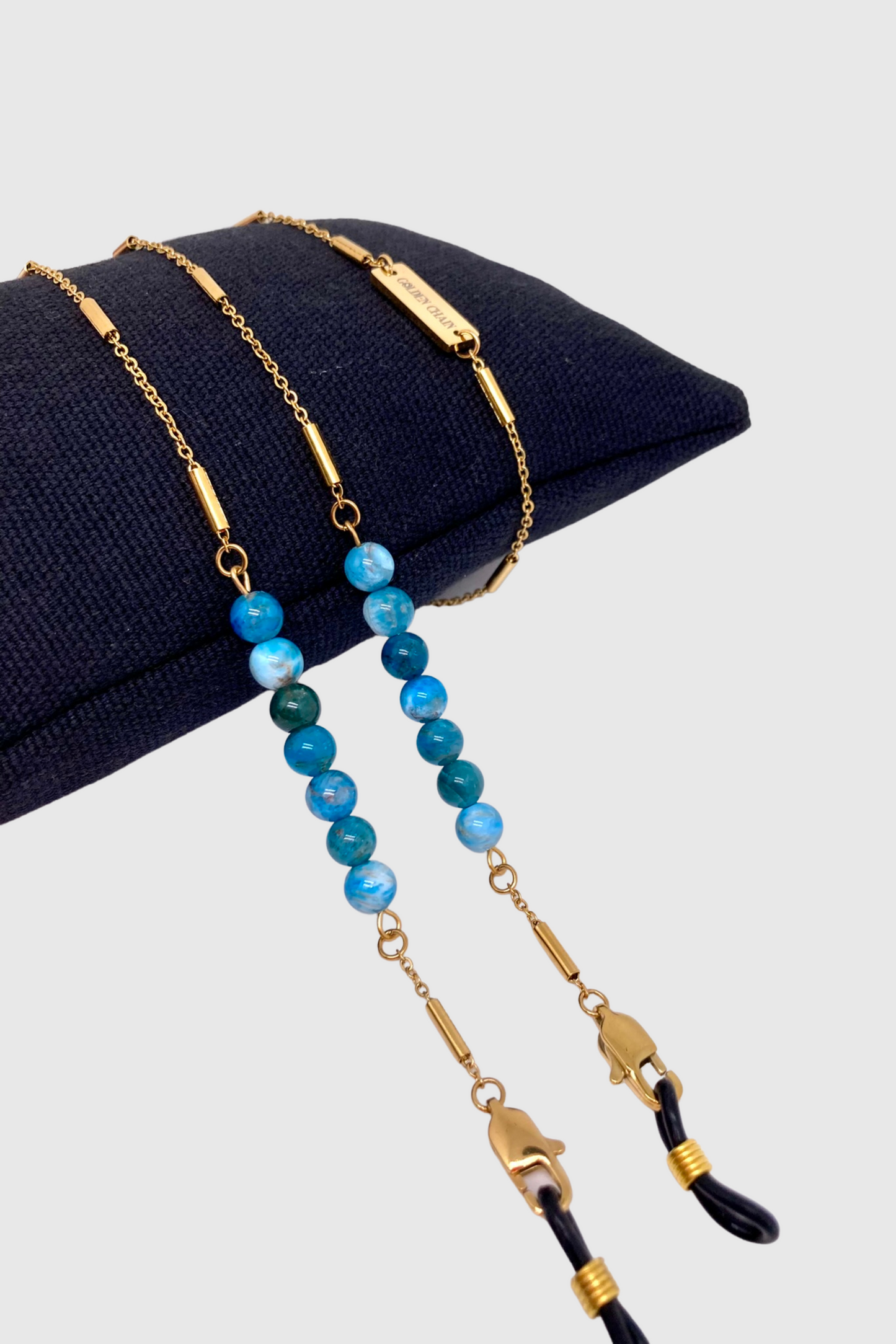 GOLDEN CHAIN | Chaînes pour lunettes et AirPods en acier inoxydable doré à l'or fin 18K sertie de deux rangs d'apatite